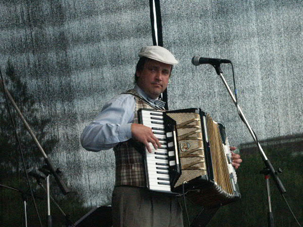 Karel - Co to tam ten Tom� hraje proboha.....